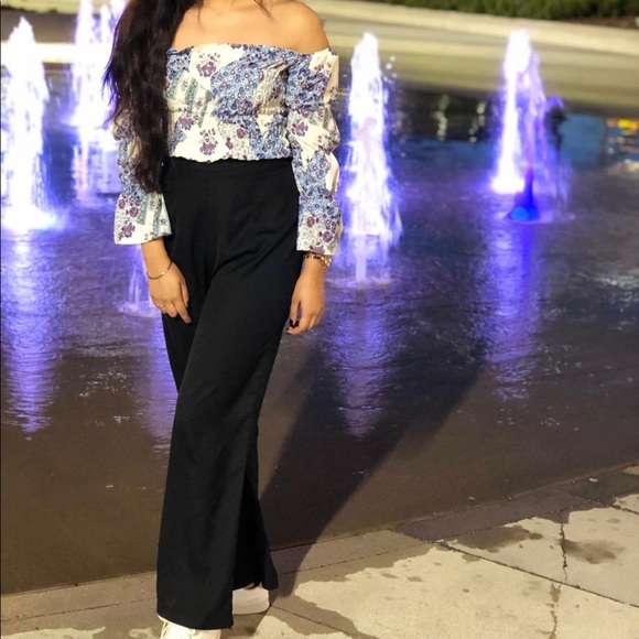 Top - Picture 2 of 2